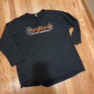 🍁Fall Sale 🍁 
Boy Mom 3/4 sleeve Tee